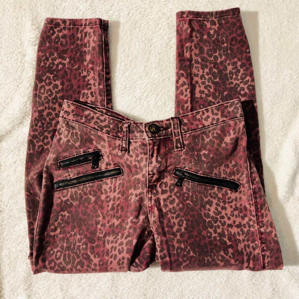 Rock & Republic Leopard Banshee Jeans Size 6M